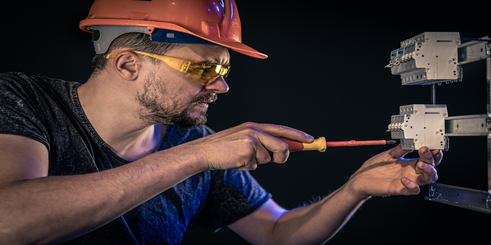A Structured Guide to the EEE Qualification: Electrical Engineering Diploma in Dubai