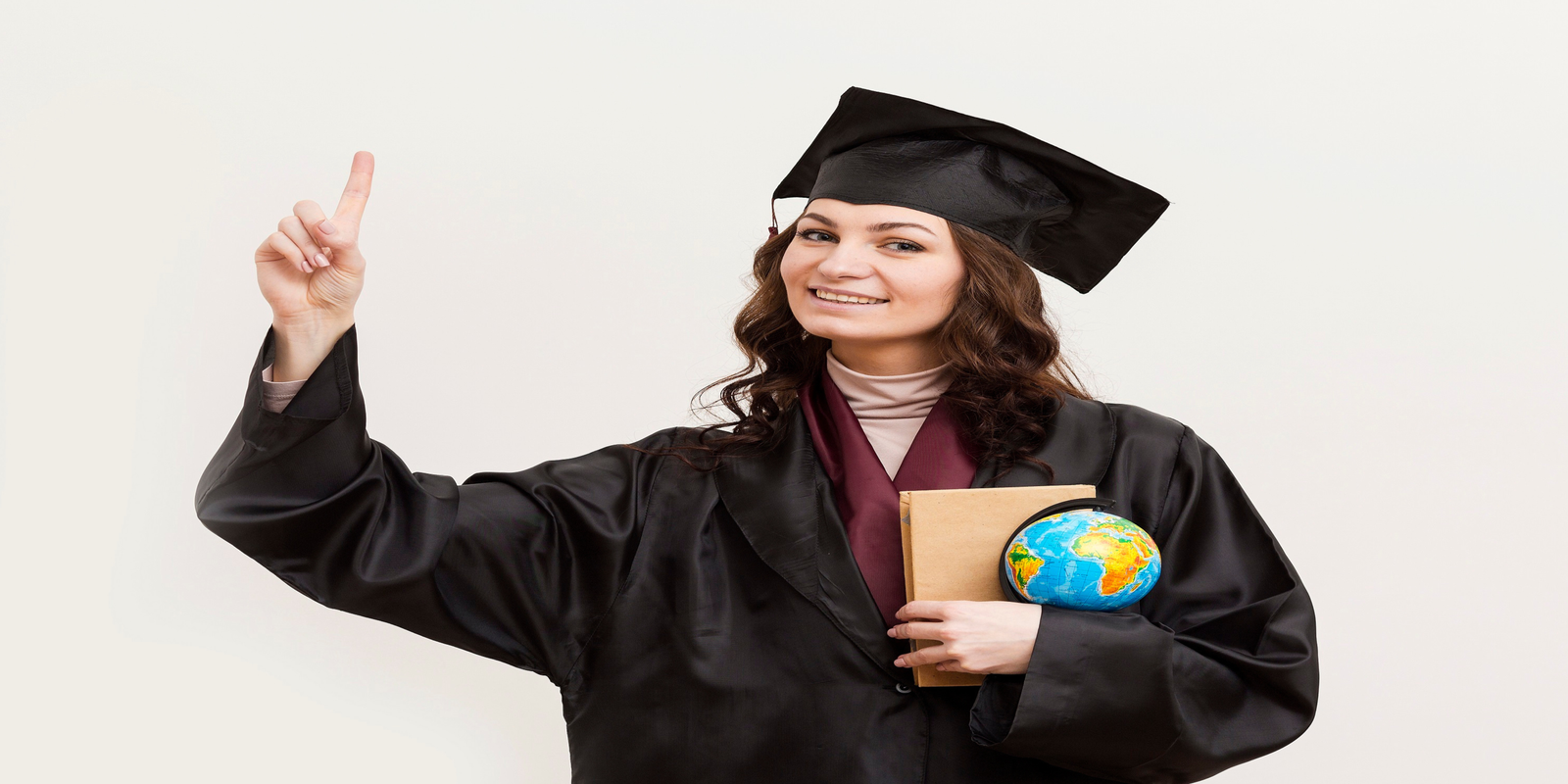 Study in Dubai, Finish Abroad: How the Diploma-to-Degree Top-Up Pathway Works